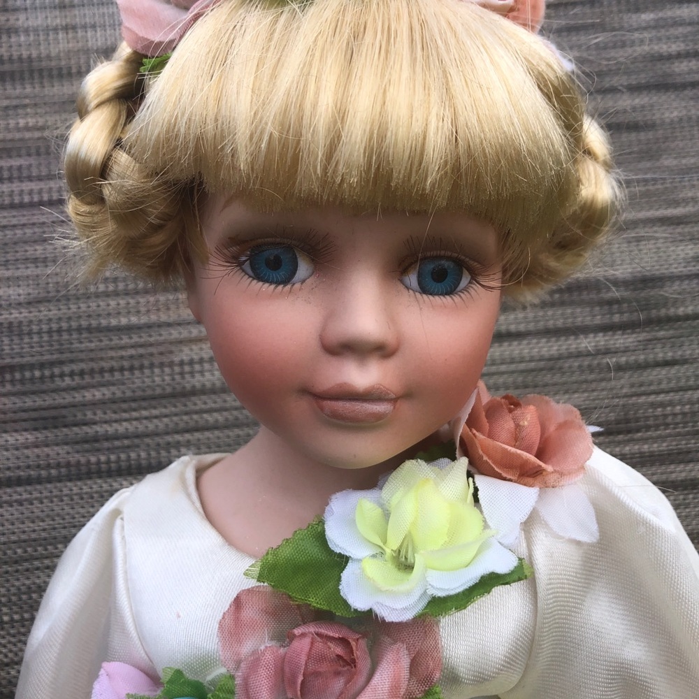 ‼️SOLD NJSF Porcelain Doll Spring Fairy Doll With Stand. - Picture 9 of 10
